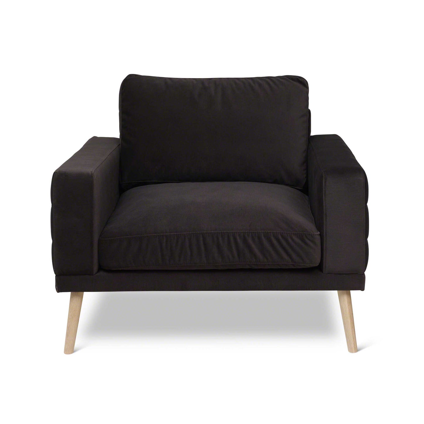 Elegant sammetsfåtölj med träben som du kan få i 100-tals tyger och färger.