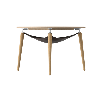 Hangout triangelformat bord i ek & stål från Umage med praktisk tidningshållare
