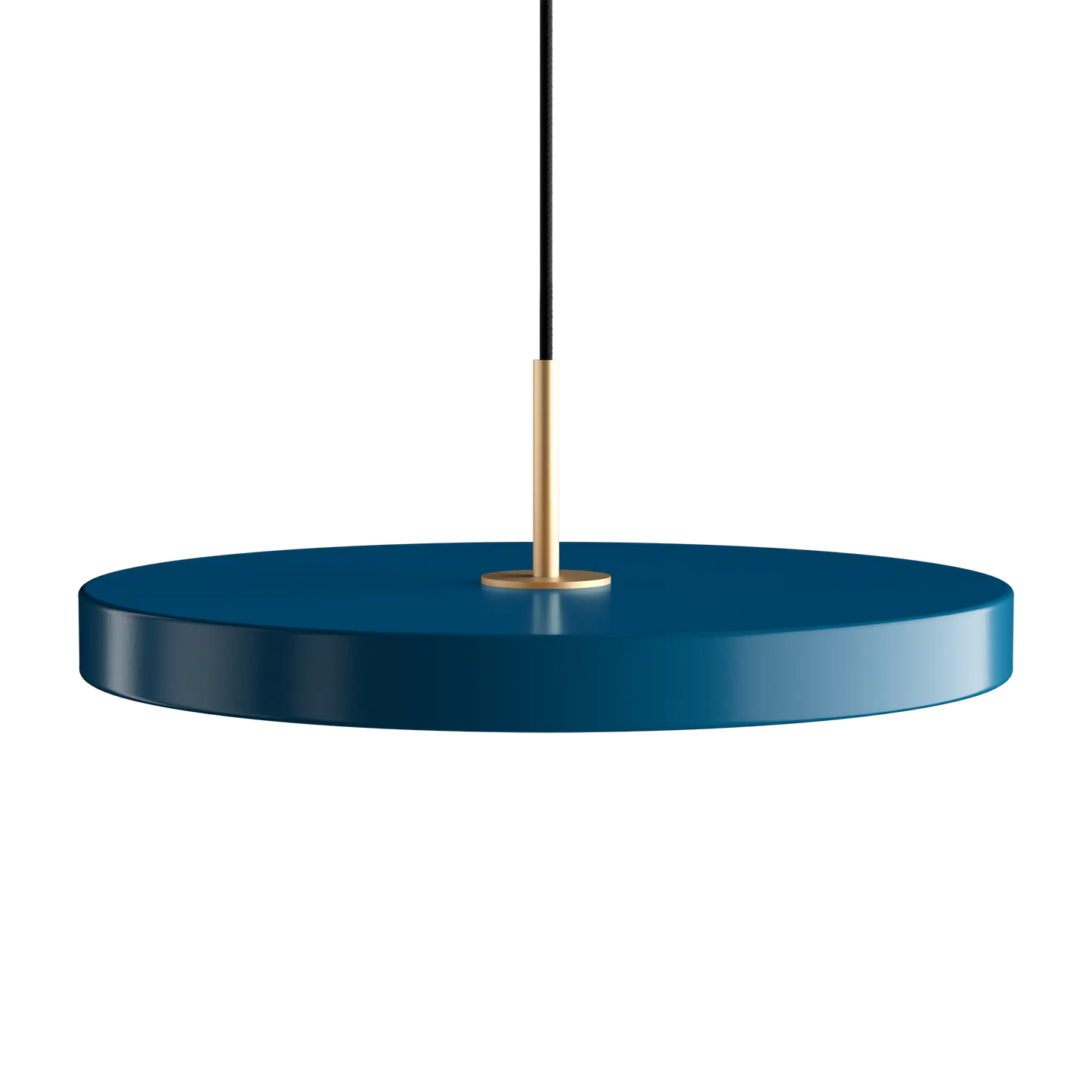 Asteria Medium taklampa med mässingtop i färgen Petrol Blue från Umage