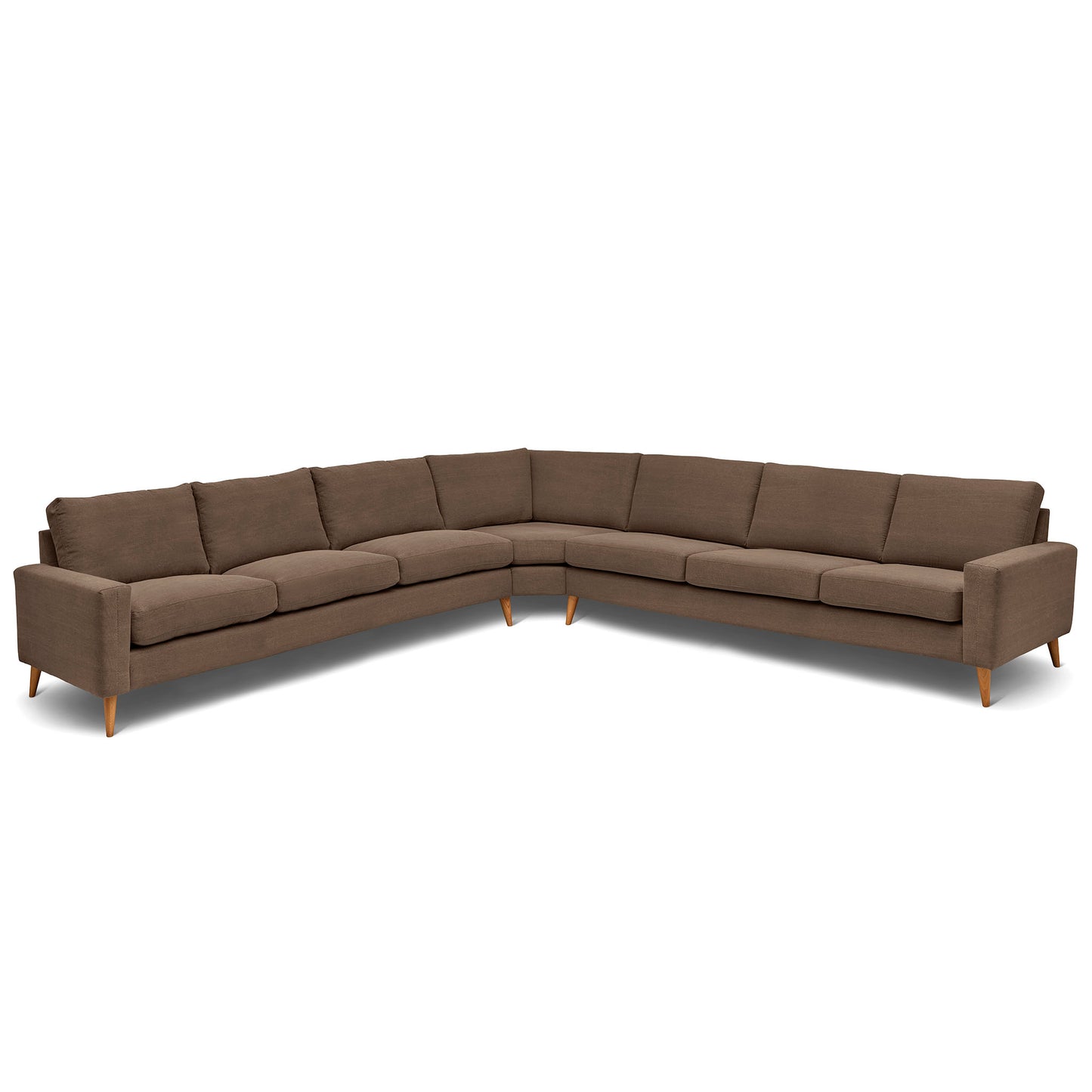 Stor kvadratisk hörnsoffa med måttet 360x360 cm. Sittvänlig soffa för äldre i brunt tyg