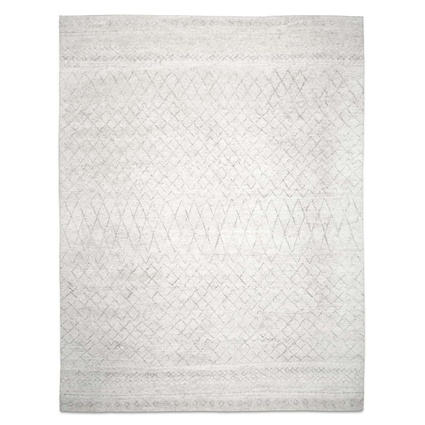 Stor gråvit måttbeställd matta som är 365 x 275 cm